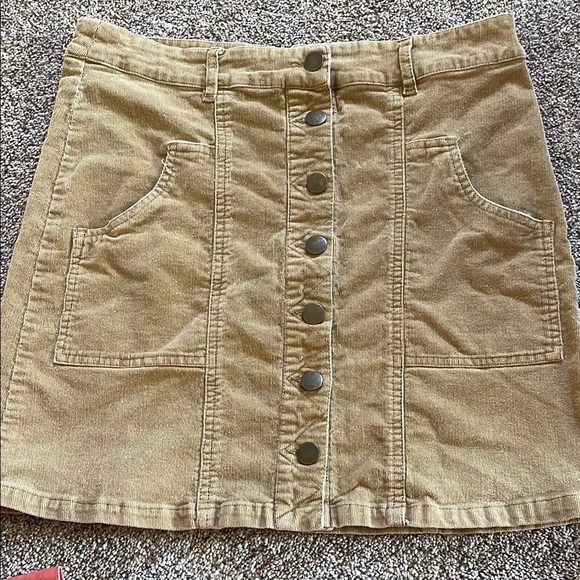 ⭐️ 3/$20 Altard state Tan A-Line with Cargo Style courdaroy skirt - Picture 1 of 3